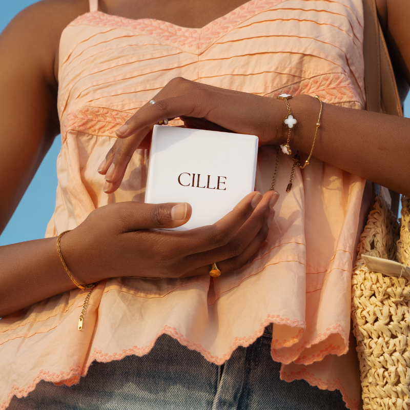 Kramtomoji guma su įdėklu (rožinė)