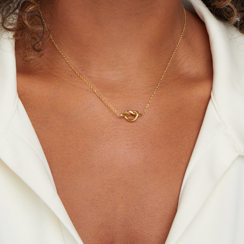 Kaklo vėrinys Adela