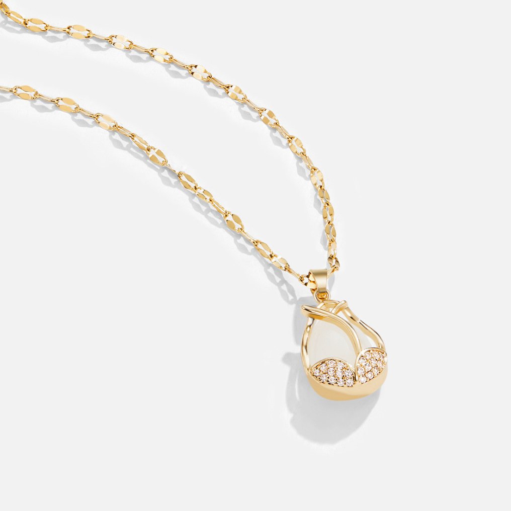 Kaklo vėrinys su tulpėmis