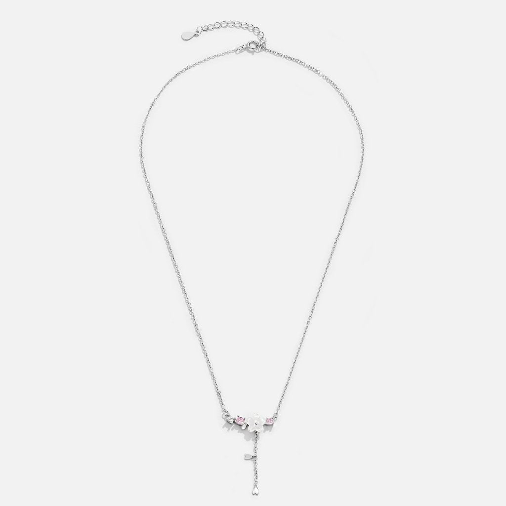 Kaklo vėrinys su sakurų žiedais